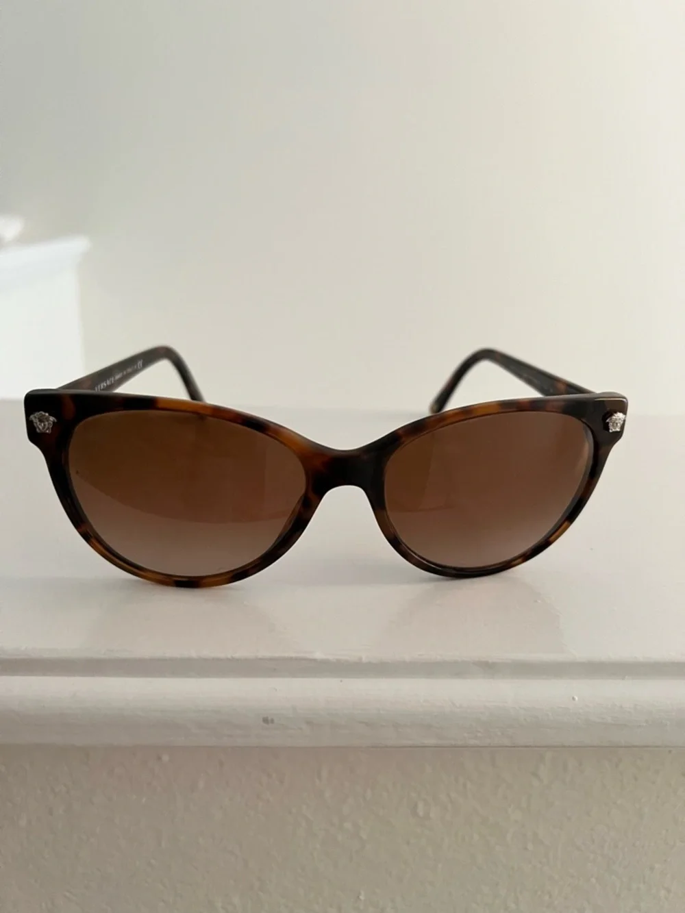 Versace Women's Tortoiseshell Sunglasses with Brown Gradient Lenses - Picture 6 of 8